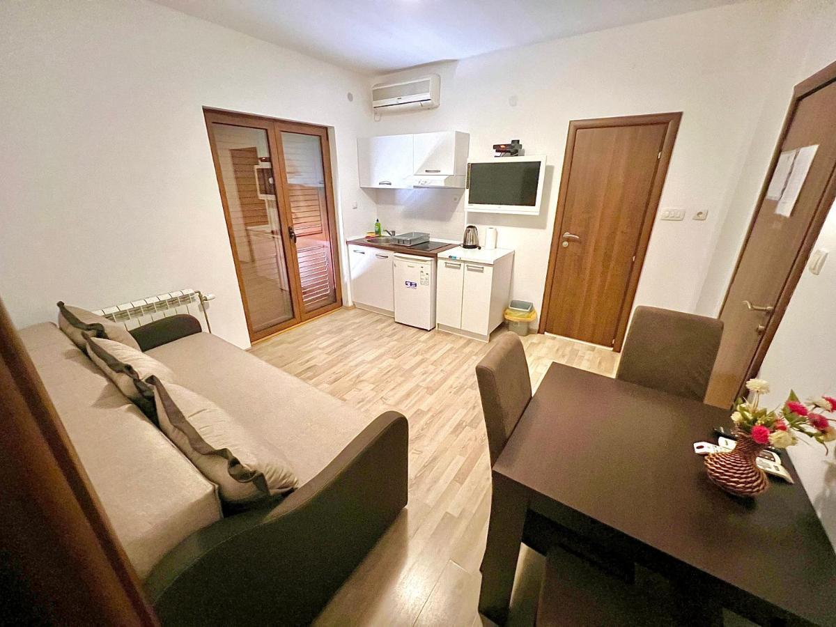Apartments Family Tivat Exteriér fotografie